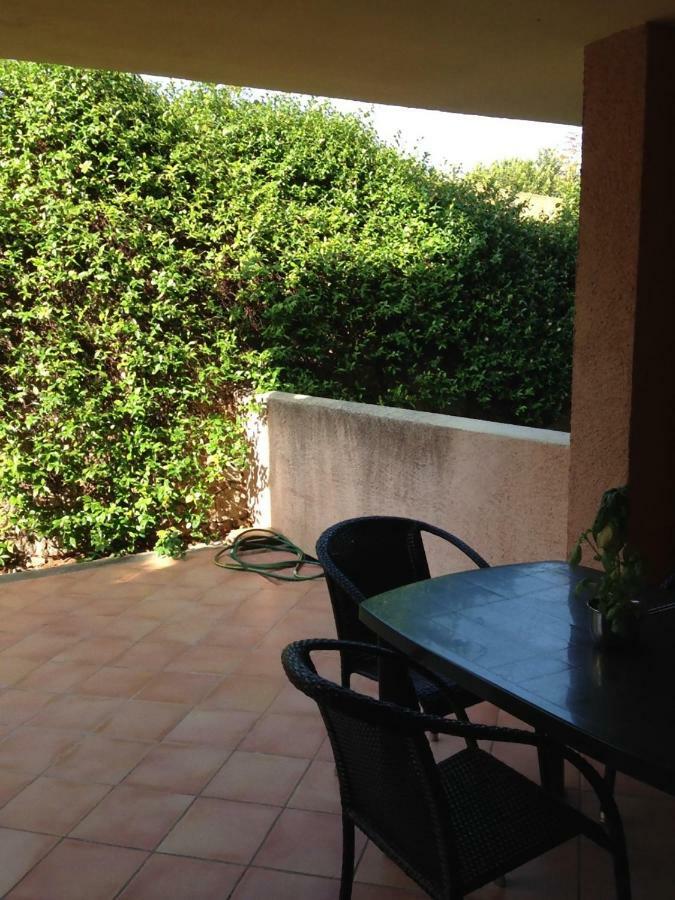 Apartment 2 Bedroom Close To Bados Beach *